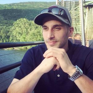 Meet your Posher, Jonathan